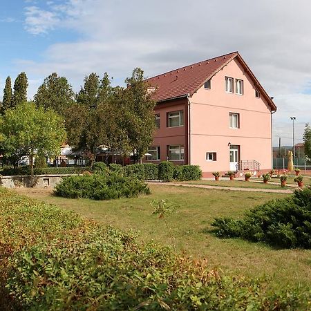 Hotel Pamira Sibiu Exterior foto