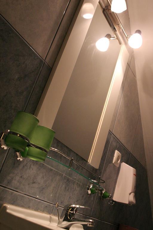 Hotel Pamira Sibiu Habitación foto